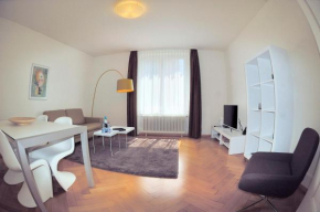 2BR near lake - Stardust 11